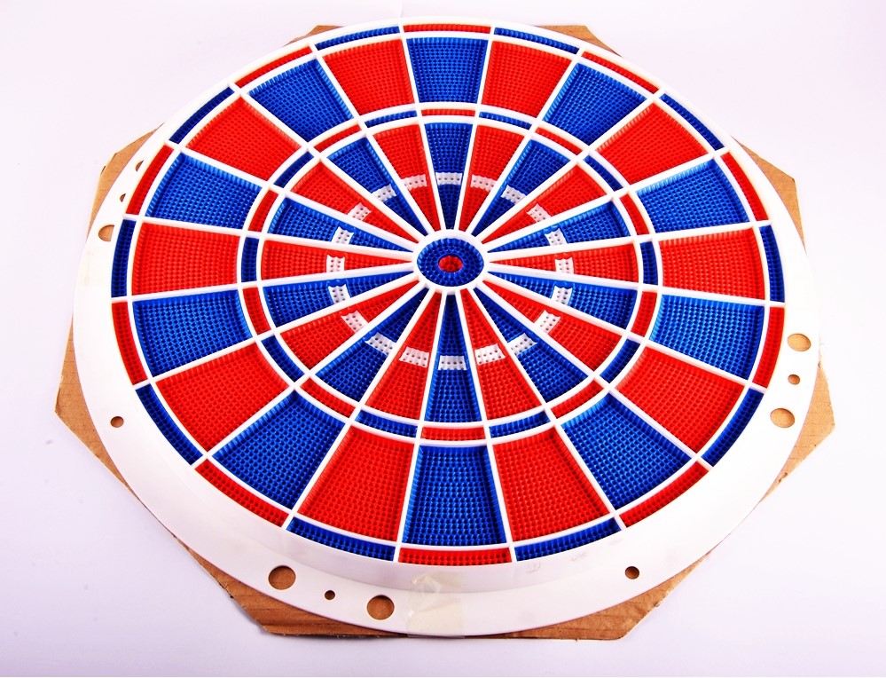 Lux Dart meta izbliza