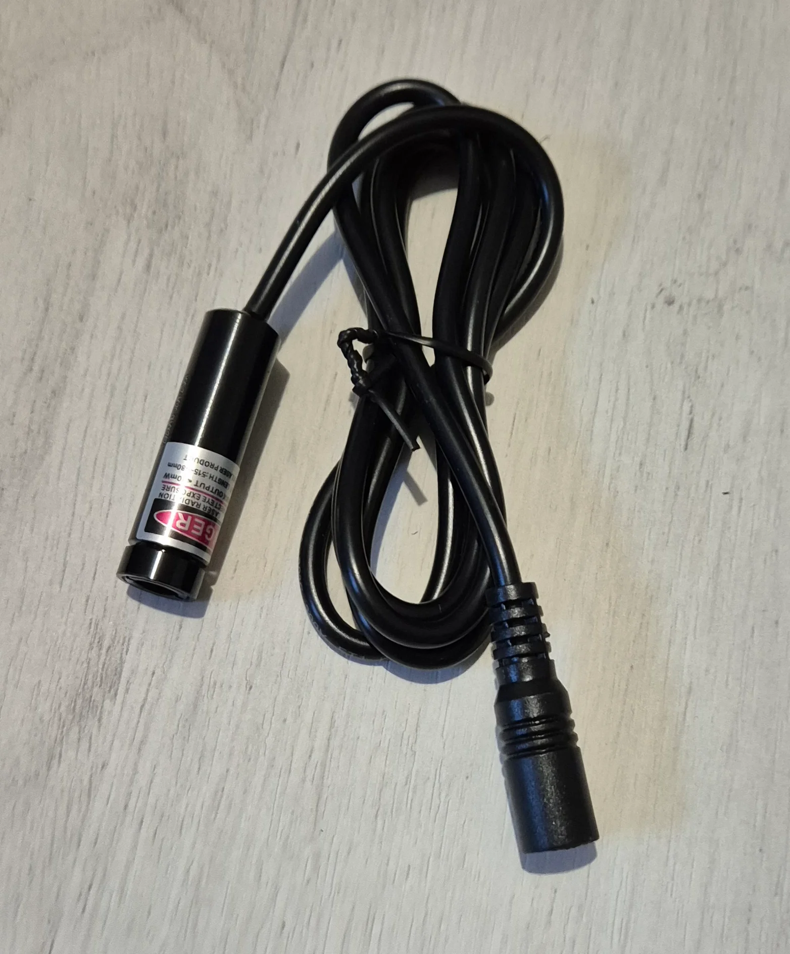 Laser linija za pikado
