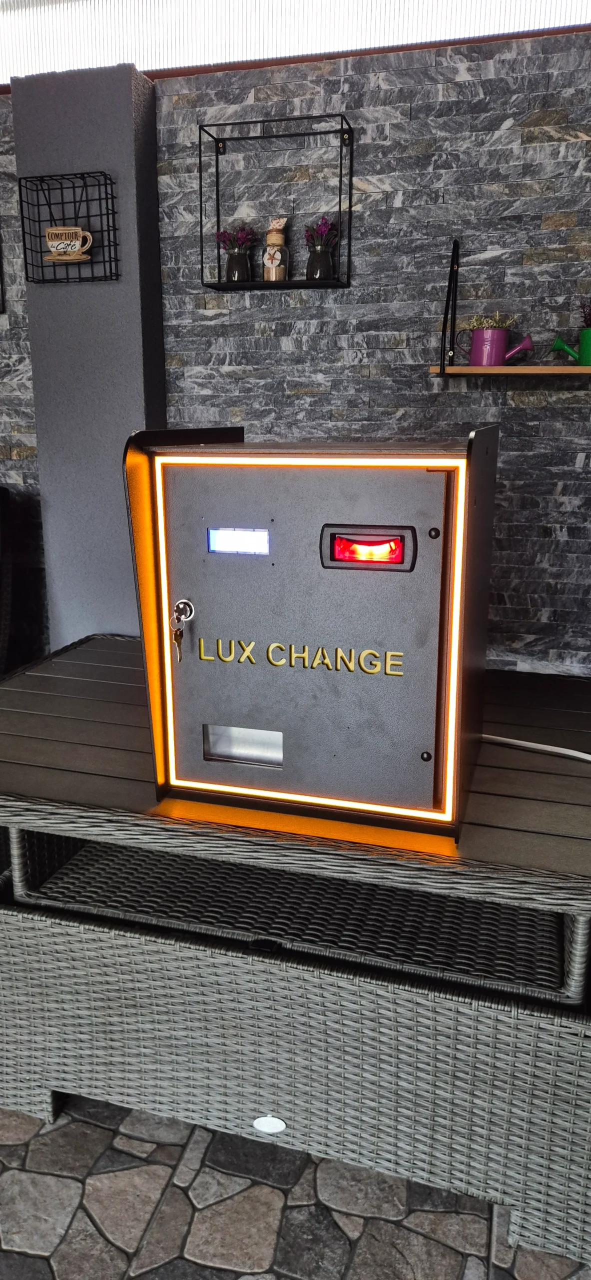 Lux Change menjačnica za igraonice
